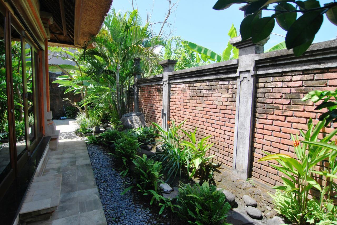 Villa Asih Ketewel Exterior foto